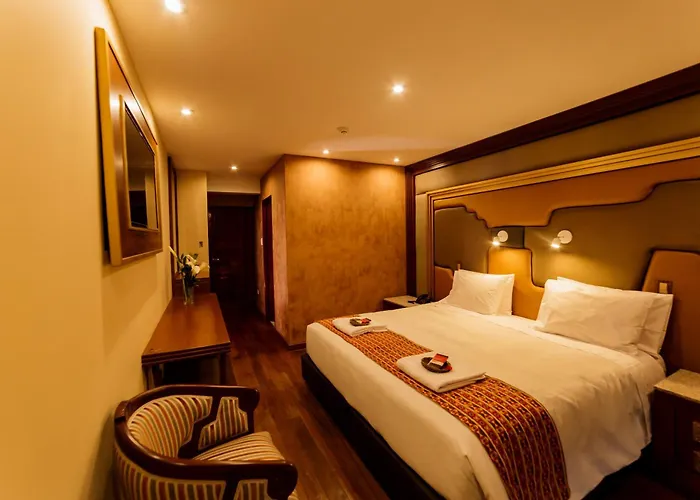 Yawar Inka Hotel 3*