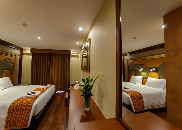 Yawar Inka Hotel 3*