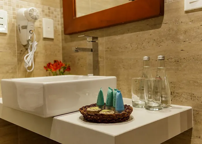 Yawar Inka Hotel 3*